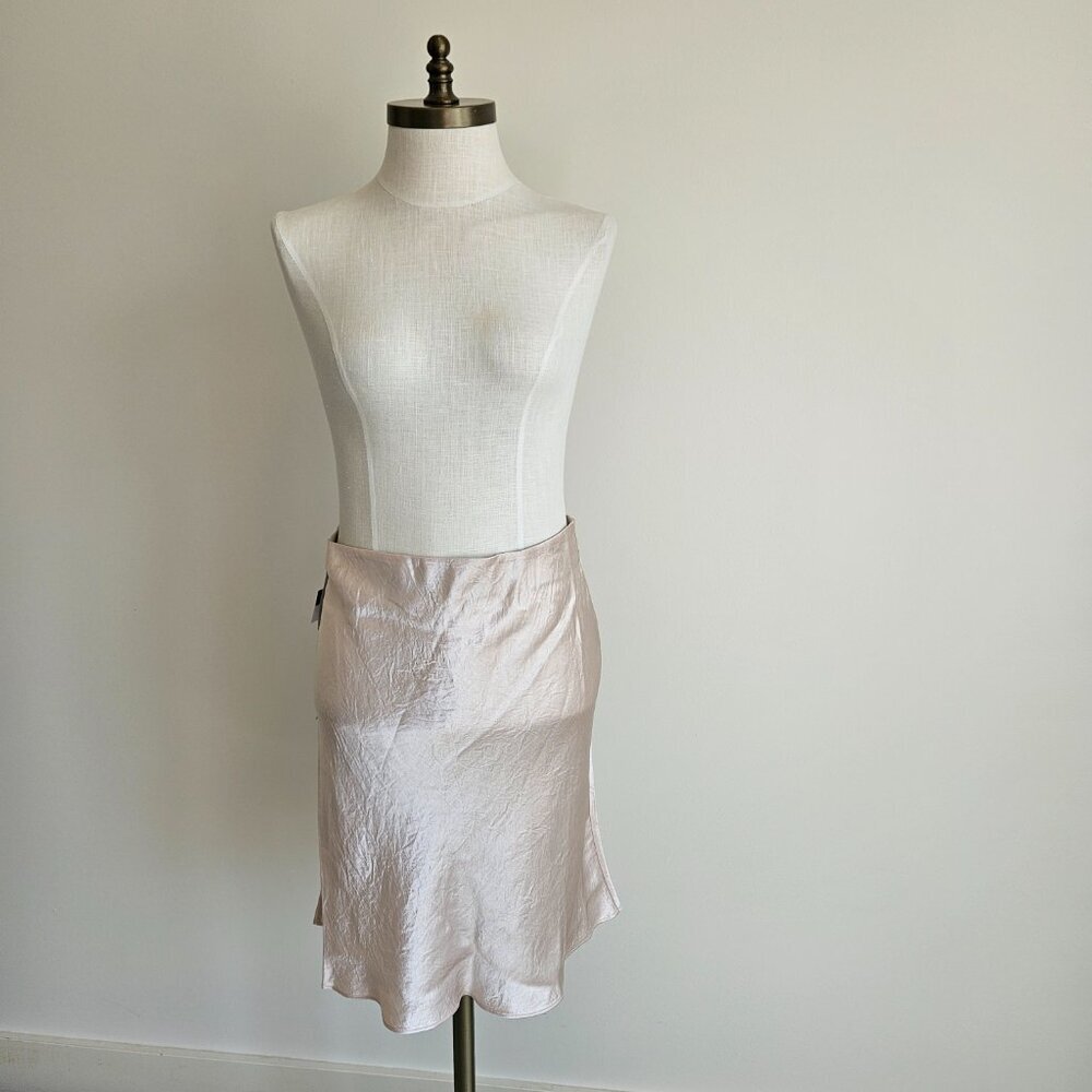 Babaton Blush Pink Satin Mini Skirt (NEW With Tags!) - Picture 1 of 4